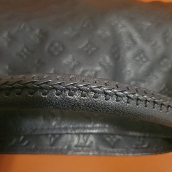 SALE!! Louis Vuitton Artsy MM Empreinte Infini! - Picture 11 of 16